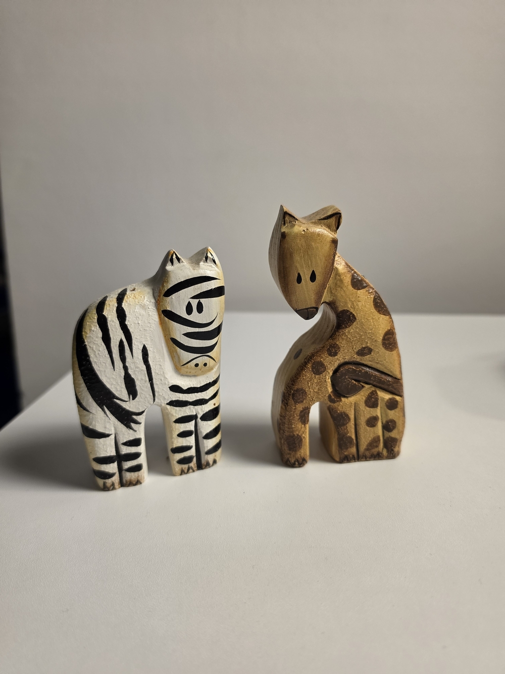 Vintage Pier 1 Imports Wooden Animal Decor (includes Giraffe and Zebra)